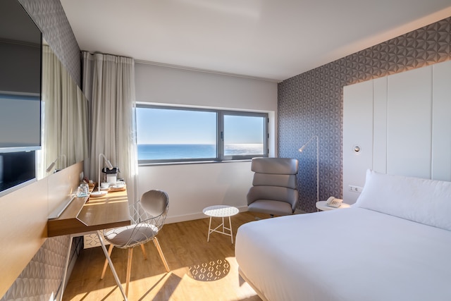 オクシデンタル アテネア マール - 大人限定