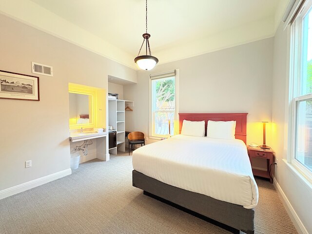 ザ グローブ イン