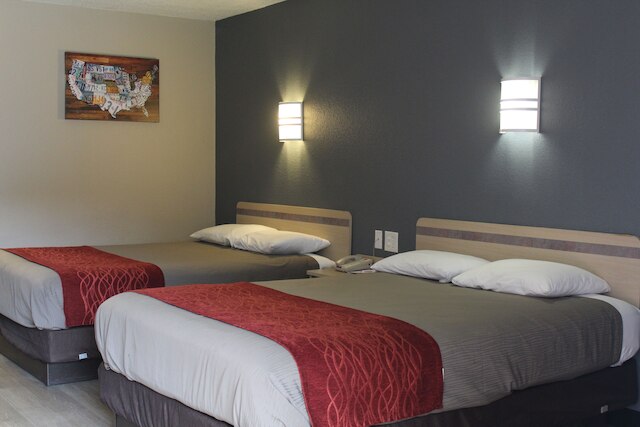 コノ ロッジ パドゥーカ ウエスト I-24