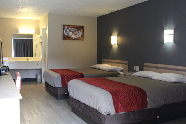 コノ ロッジ パドゥーカ ウエスト I-24