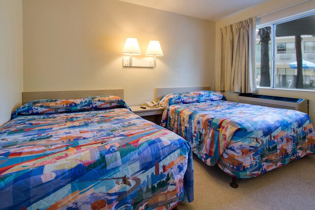 ロードウェイ イン キシミー メインゲート ウェスト