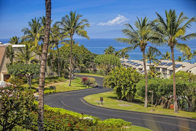 マウイ カマオレ - マウイ コンド & ホーム