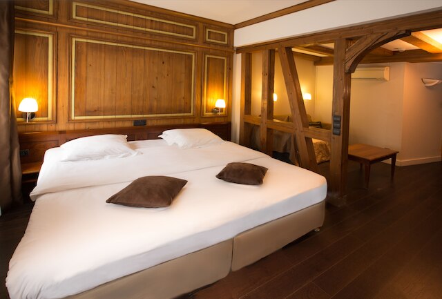 オテル ドゥ ルーロップ バイ ハッピーカルチャー