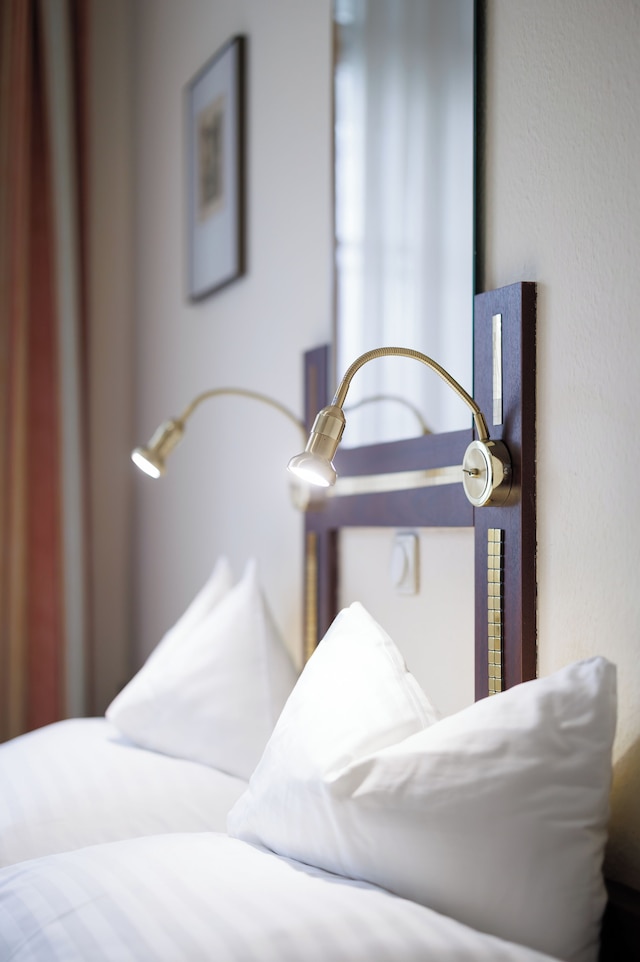 コンチネンタル ホテル ペンション