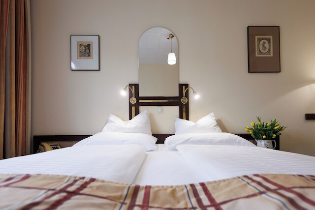 コンチネンタル ホテル ペンション