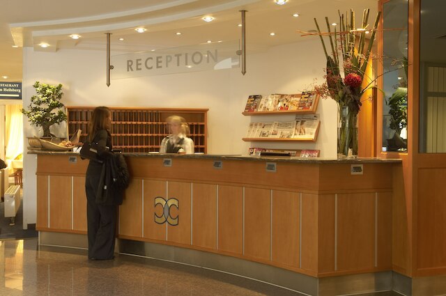 シティ ホテル フランクフルト / M - バート ビルベル