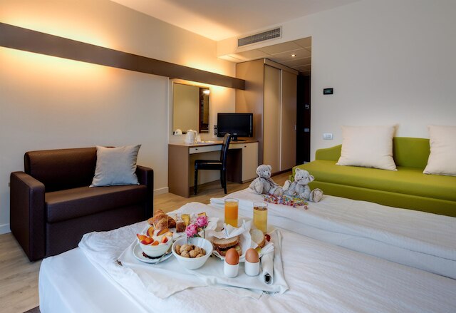 ベスト ウェスタン ホテル アディガ