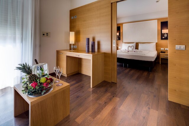 ベスト ウェスタン ホテル アディガ