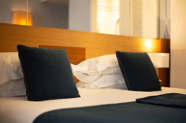 ホテル パヴィヨン バスティーユ