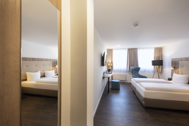 アハト ホテル シュトゥットガルト ツフェンハウゼン