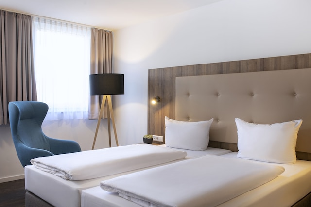 アハト ホテル シュトゥットガルト ツフェンハウゼン