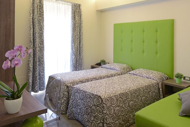 ホテル センピオーネ