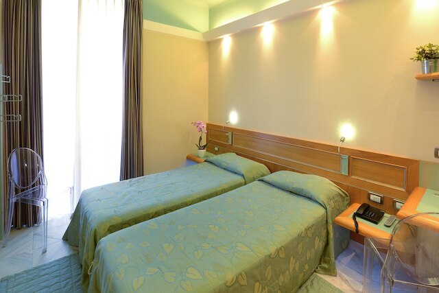 ホテル センピオーネ