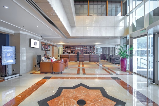 フォー ポインツ バイ シェラトン バール ドバイ