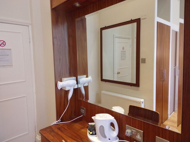 ウェッジウッド ホテル