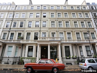 ザ ヴィラ ケンジントン