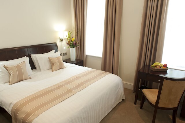 ザ ヴィラ ケンジントン