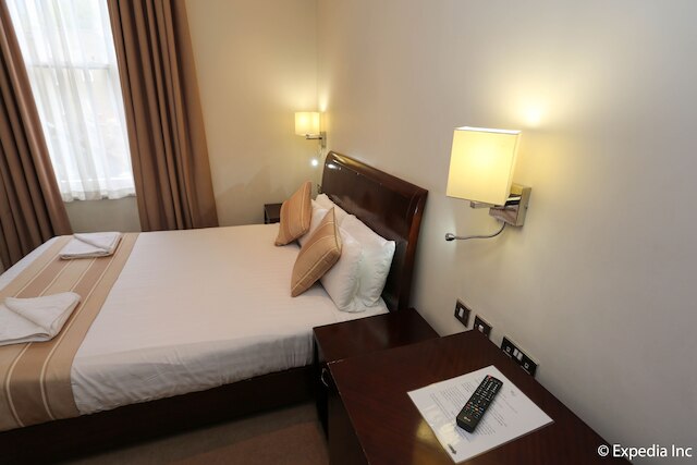 ザ ヴィラ ケンジントン