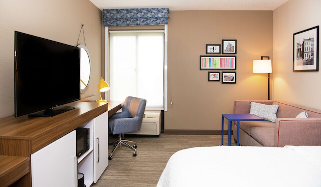 ハンプトン イン エリー - サウス