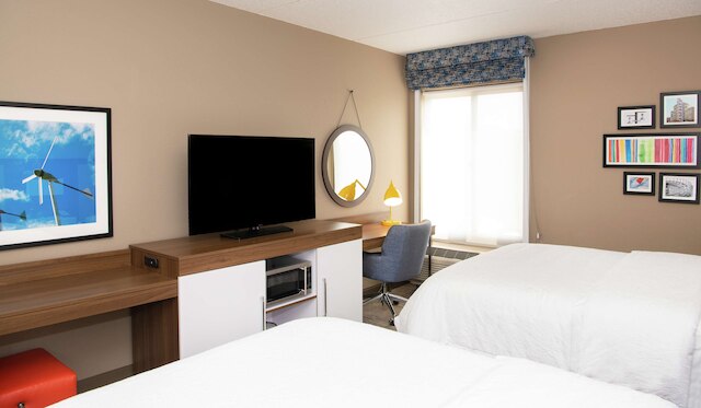 ハンプトン イン エリー - サウス