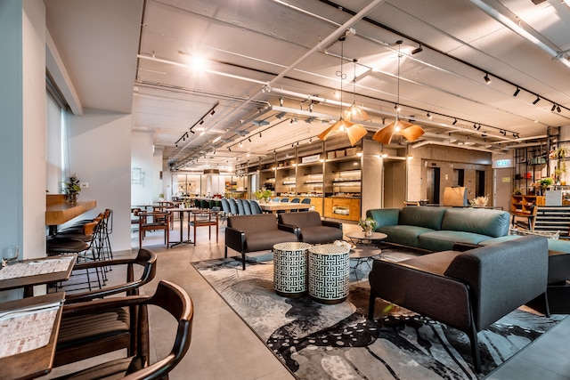 ロクソン アーバン ラマトガン