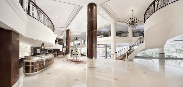 ドーセット グランド スバン