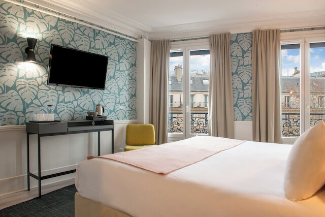 ホテル アヴァマ プロニー