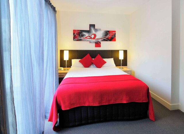 メトロ アパートメンツ オン バンク プレイス