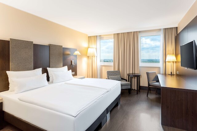 NH ドナウ シティ