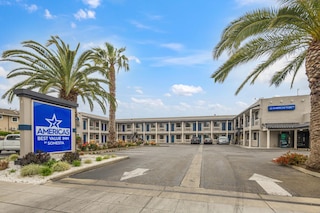 アメリカズ ベスト バリュー イン ミルピタス シリコン バレー