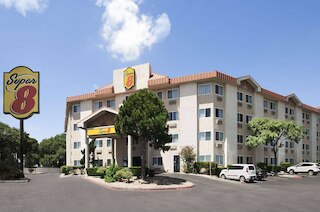 スーパー 8 バイ ウィンダム オースティン ノース / ユニバーシティ エリア