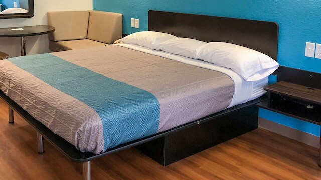 モーテル 6 デイトナ ビーチ、フロリダ - スピードウェイ