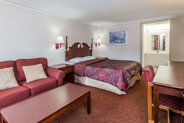 ナイツ イン ファーミントン ヒル