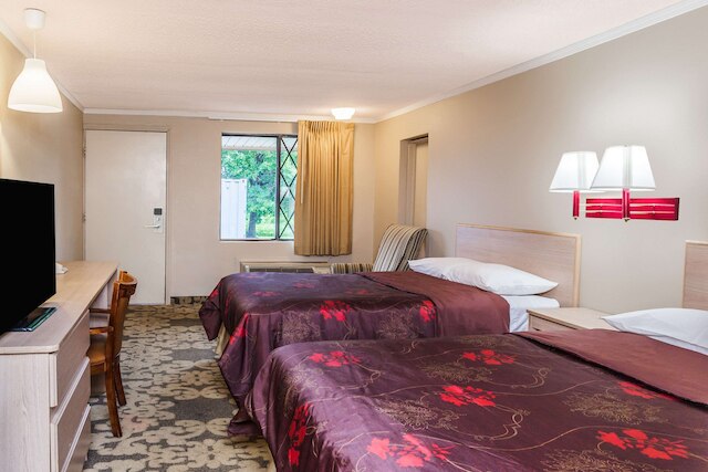 ナイツ イン ファーミントン ヒル