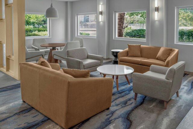 フェアフィールド イン & スイーツ バイ マリオット サン フランシスコ サン カルロス