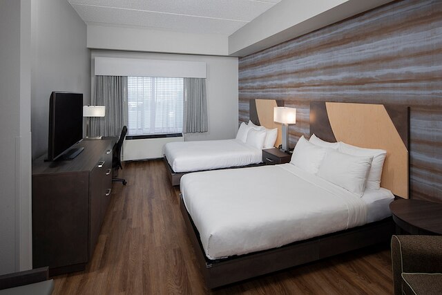 ホテル トリロジー アルバニー エアポート、タペストリー コレクション バイ ヒルトン