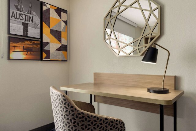 ラ キンタ イン & スイーツ バイ ウィンダム オースティン サウスウエスト