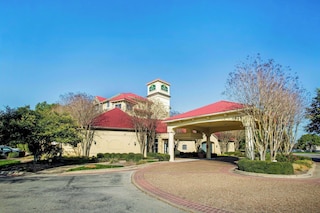 ラ キンタ イン & スイーツ バイ ウィンダム オースティン サウスウエスト