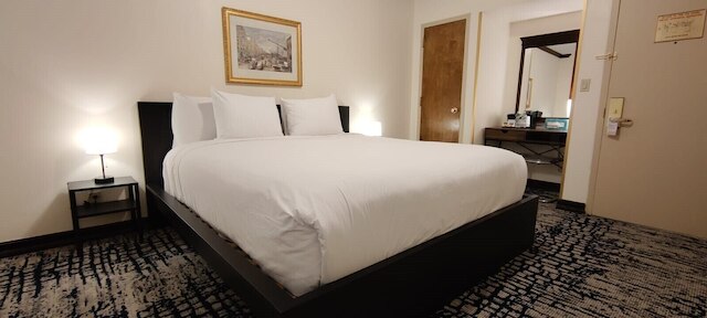 ナイト ホテル ブロードウェイ