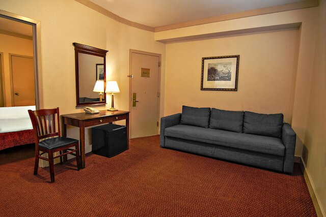 ナイト ホテル ブロードウェイ