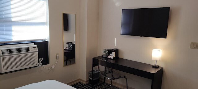 ナイト ホテル ブロードウェイ