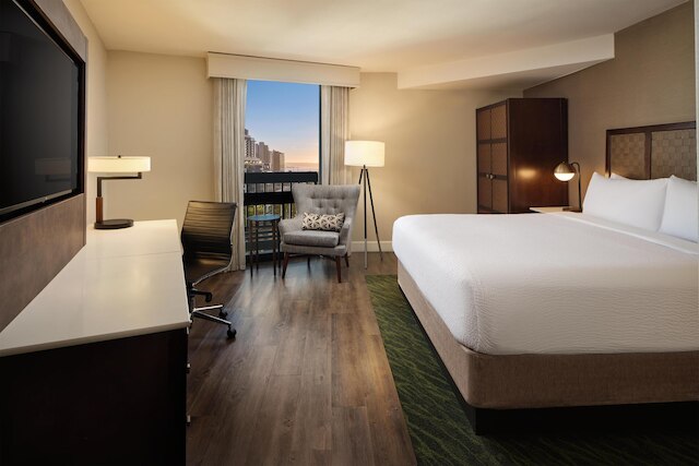 ザ デクストロ リトル イタリー, BW プレミア コレクション