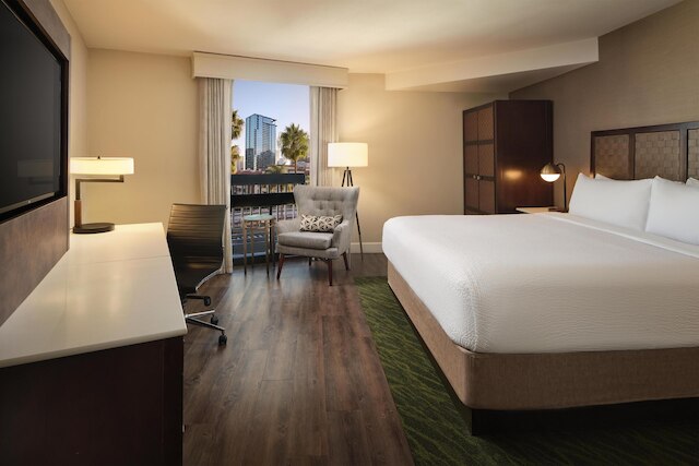 ザ デクストロ リトル イタリー, BW プレミア コレクション