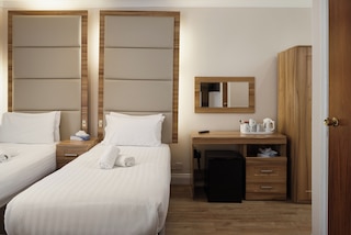 ロイヤル イーグル ホテル