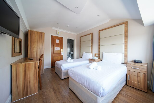 ロイヤル イーグル ホテル