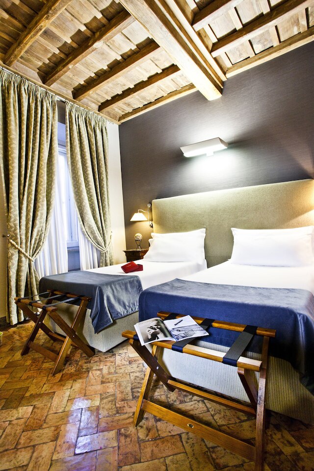 ヴァラディエール ホテル