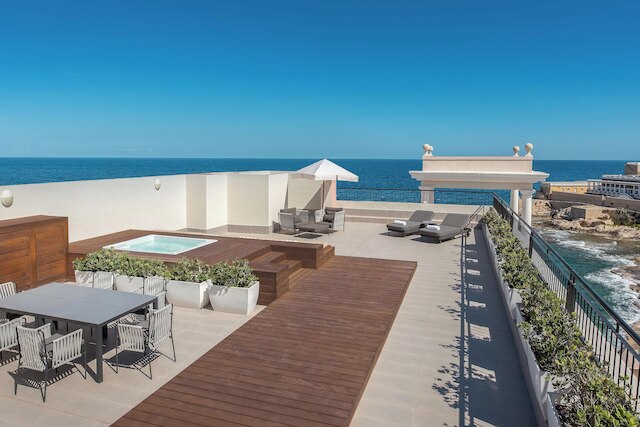 ザ ウェスティン ドラゴナーラ リゾート マルタ