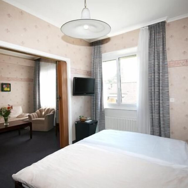 ホテル クリスタル