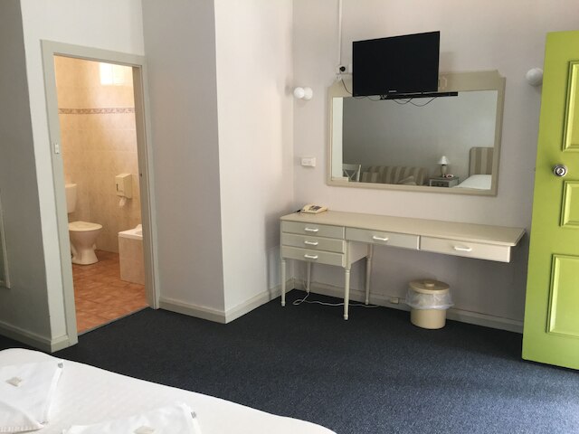 タウン & カントリー モーテル