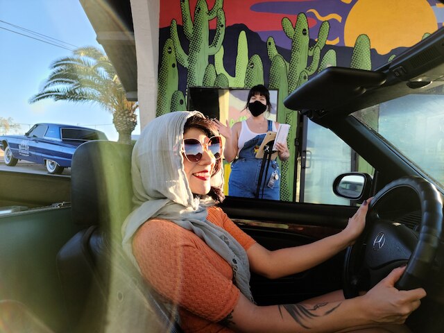 ホテル マッコイ - アート コーヒー ビール ワイン